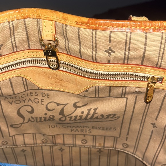 Large Louis Vuitton tote bag - Picture 3 of 4